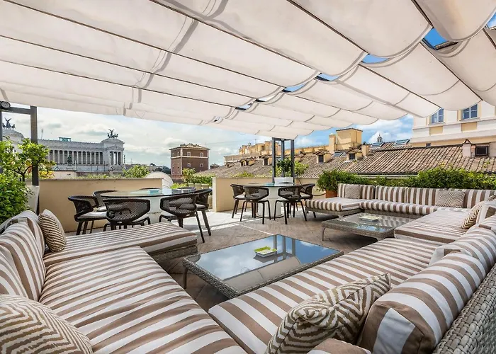 Amazing Penthouse Piazza Venezia Rom