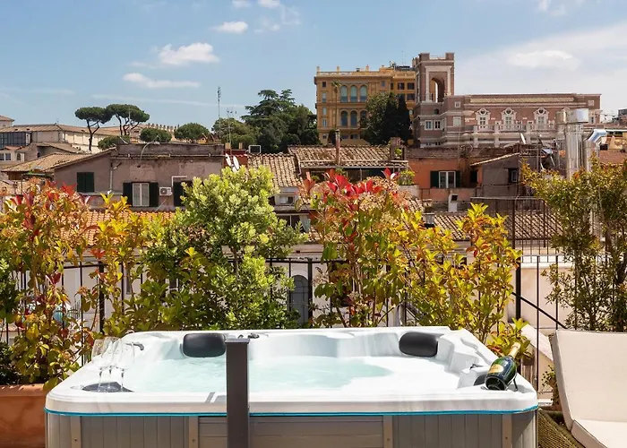Amazing Penthouse Piazza Venezia Apartment *
