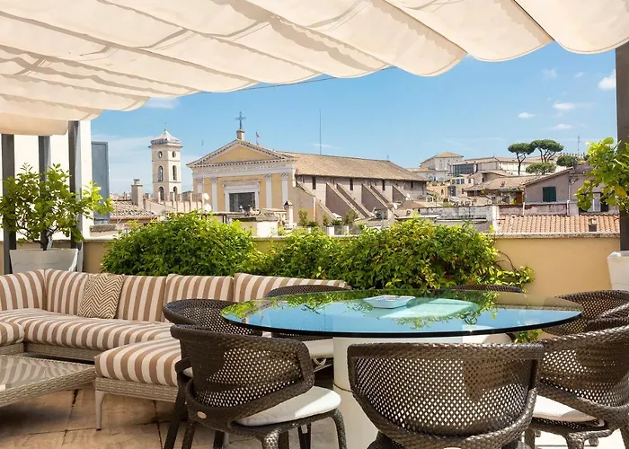 Amazing Penthouse Piazza Venezia Apartment Rom