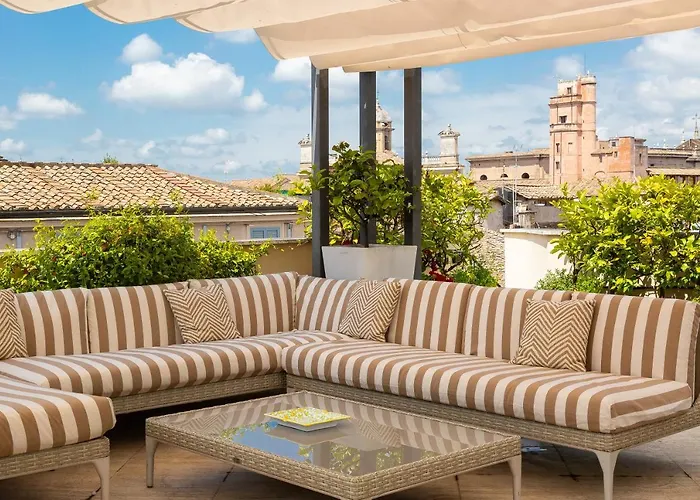 Amazing Penthouse Piazza Venezia Apartment *