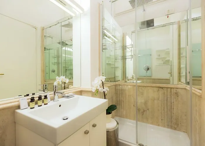 Amazing Penthouse Piazza Venezia Apartment Rom