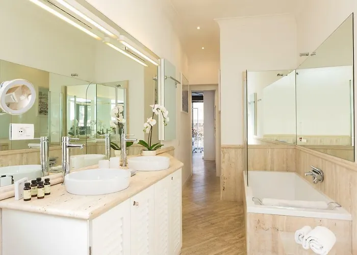 Amazing Penthouse Piazza Venezia Apartment Rom