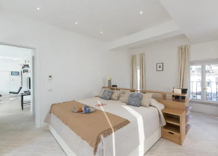 Apartment Amazing Penthouse Piazza Venezia Rom