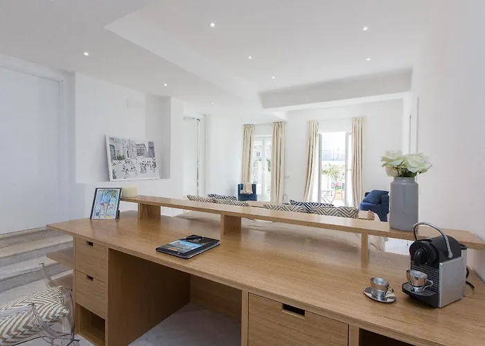Amazing Penthouse Piazza Venezia Rom