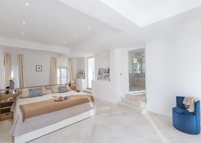 Amazing Penthouse Piazza Venezia Apartment